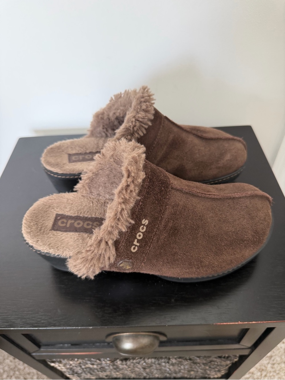 CROCS Brown Faux-Suede Fuzzy Mule Cozy Comfort Clogs